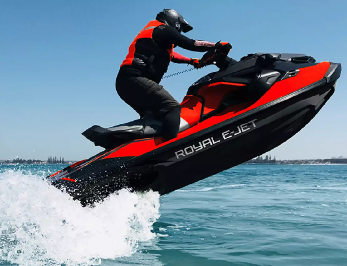 Elektromoshajógyártás,Balatonfüred,Magyarország1