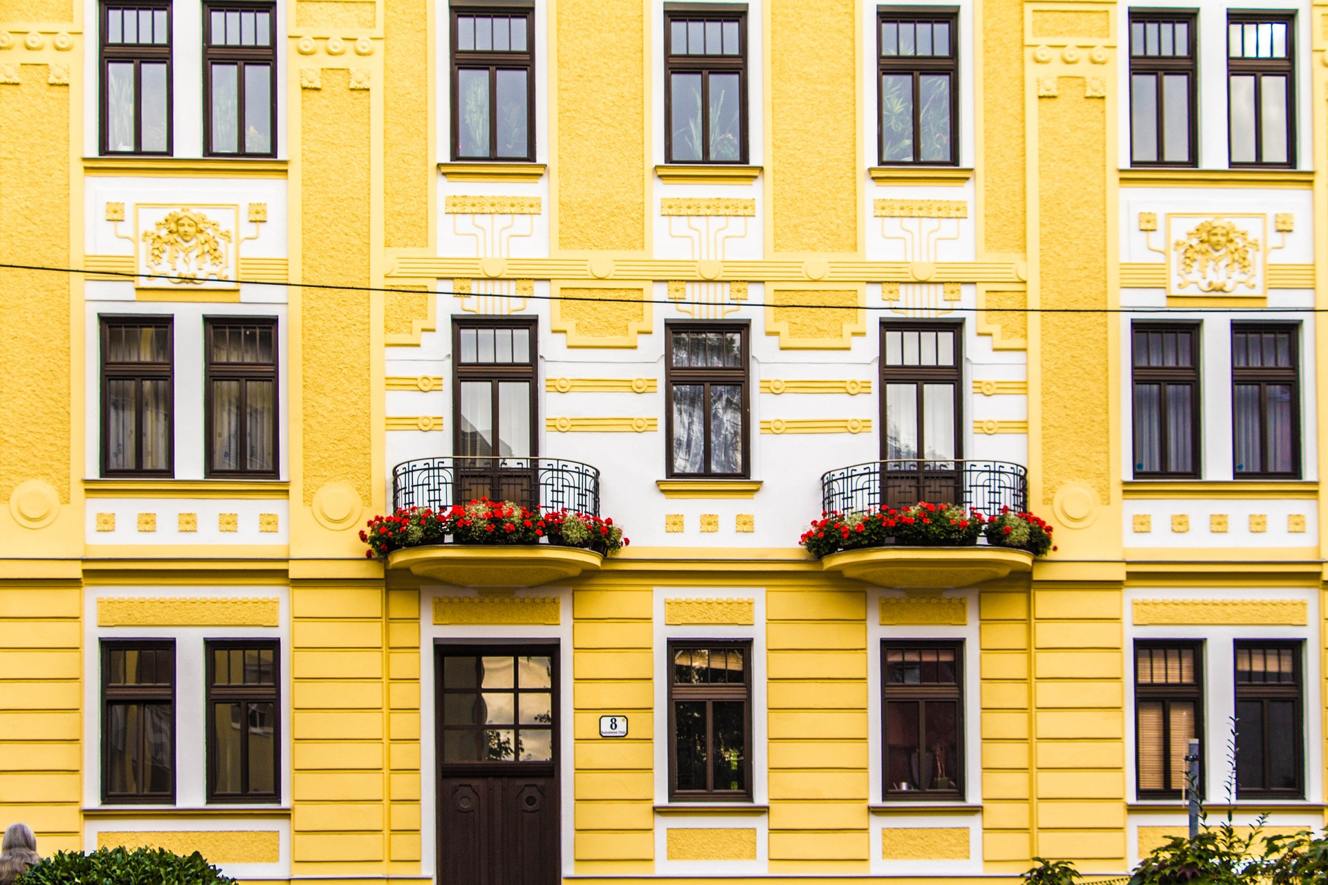 Homlokzatok_renoválása_Szolnok