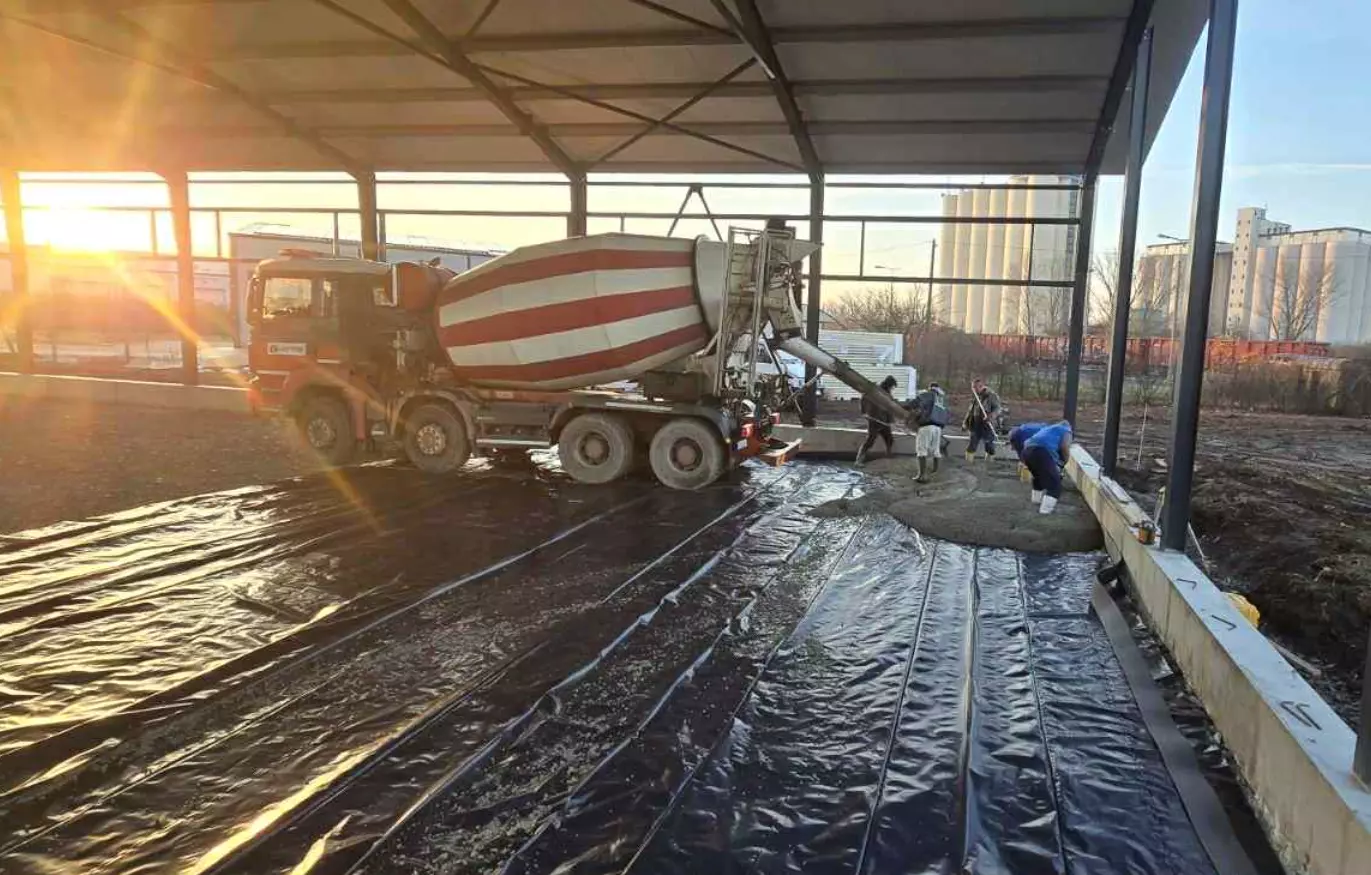 Iparipadlókivitelezés,Békéscsaba,Békésmegye1 Iparipadlókivitelezés,Békéscsaba,Békésmegye1