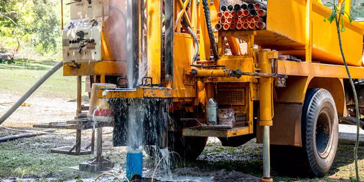 Kútfúrás300méterigKántorjánosi3