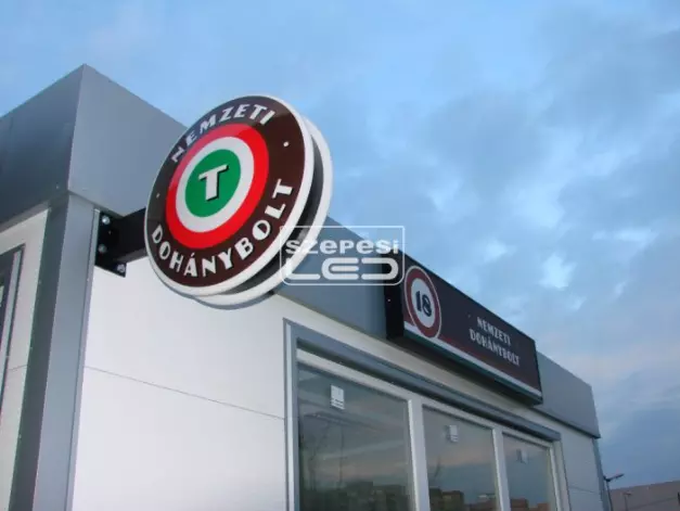 Minőségi_ledmodul_világító_reklámtábla_világítása_Magyarország