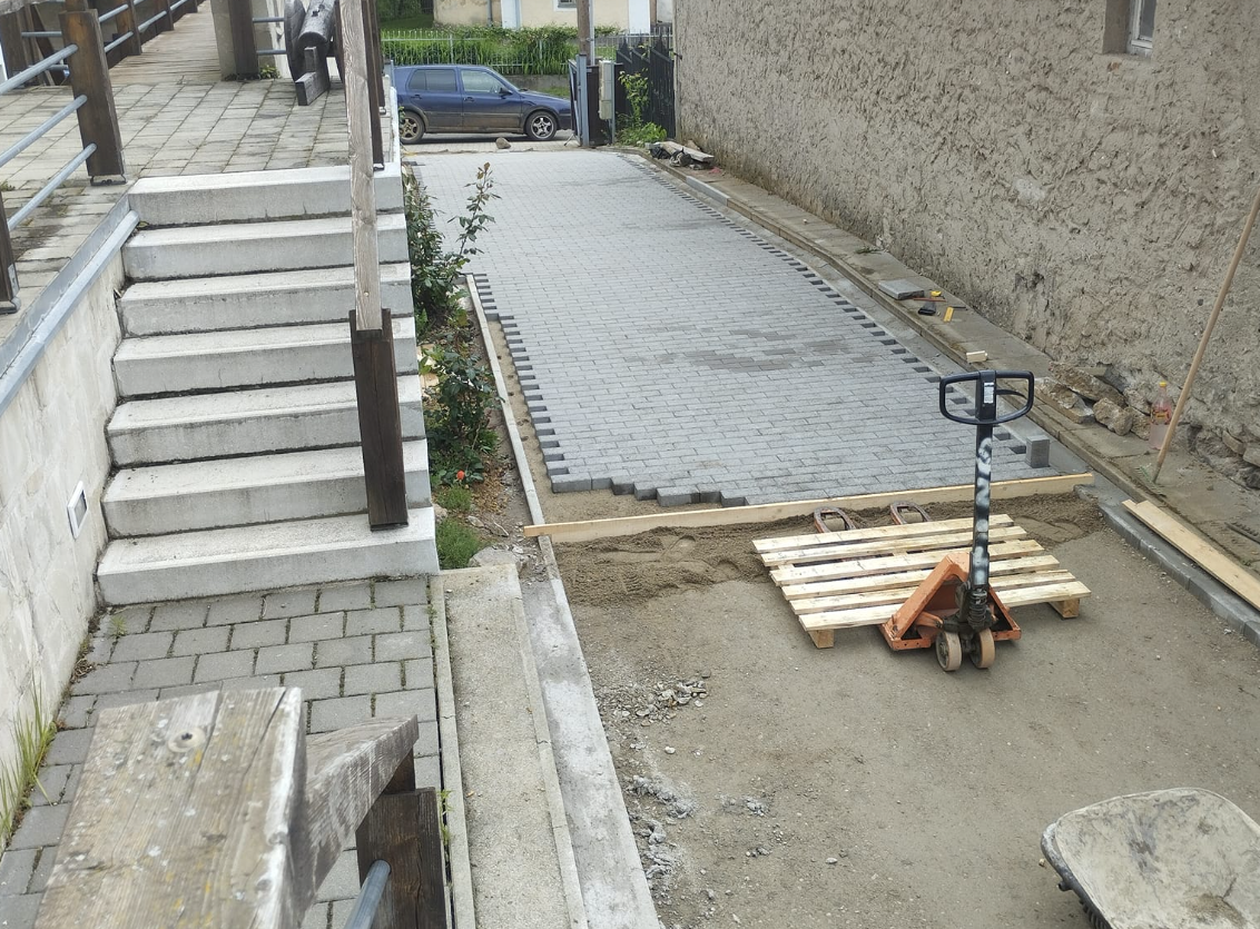 Profi_térkövezés_Miskolc_Magyarország2