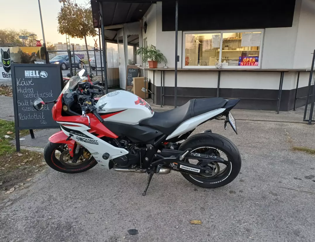 Szakszerűtérkövezés,Győr,Magyarország1