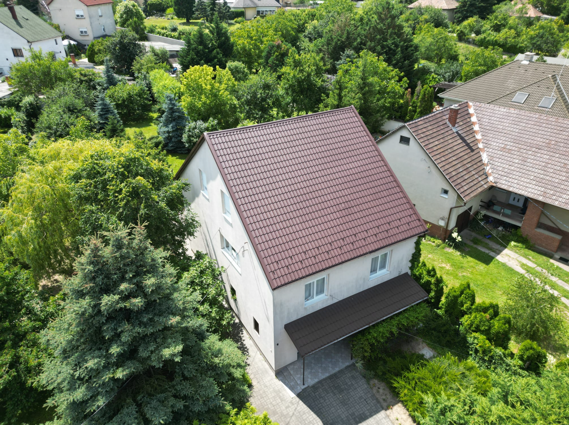 Teljeskörű_tetőépítés_Székesfehérvár2