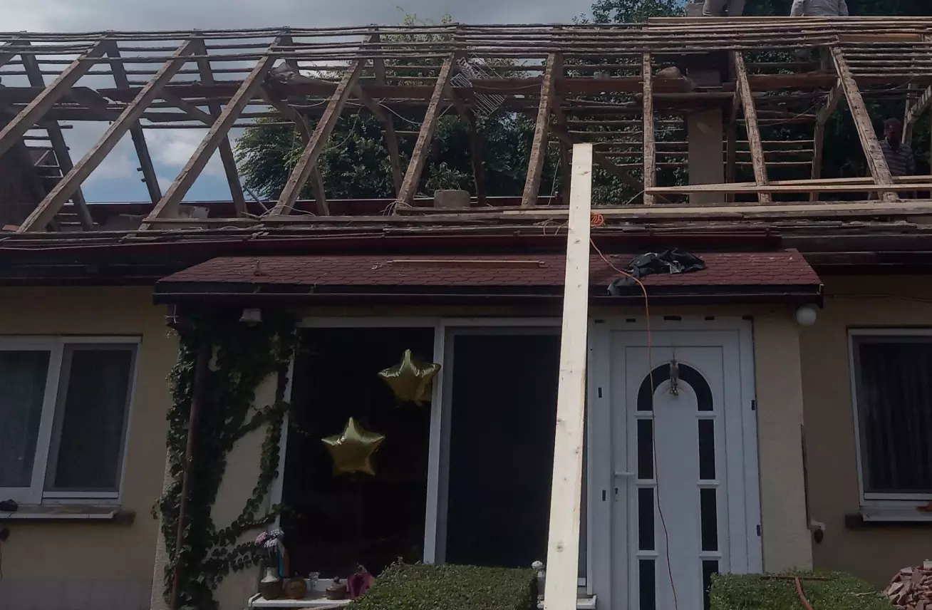 Teljeskörűcsaládiházfelújítás,Budapest,Pestmegye1